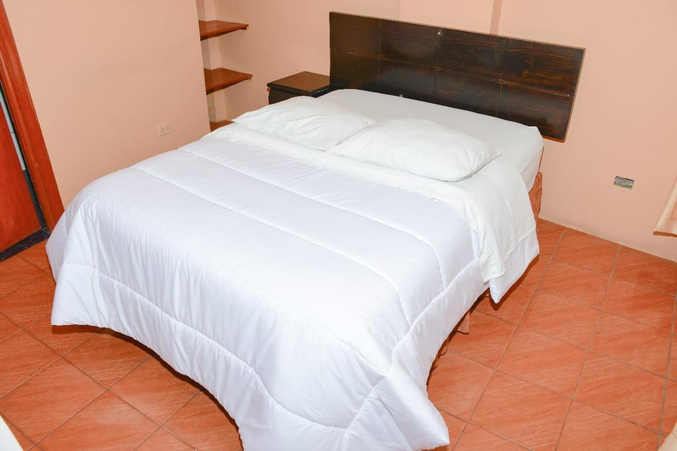Hotel Santa Ana Ayacucho Exteriör bild
